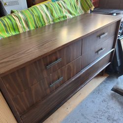 High End MCM Vintage Bassett Am Furniture Great Price