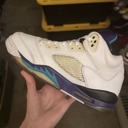 Air Jordan 5 Retro Grape 2025 Size 7 youth