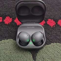 Samsung Galaxy Buds Pro 2