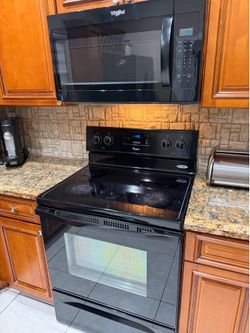 Kitchen appliances set