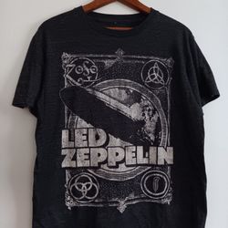 Led Zeppelin Zoso Tshirt Size Medium 19x24