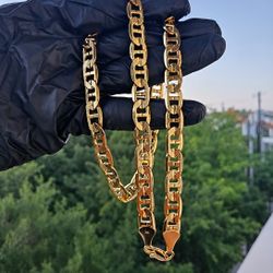 22" 9.0mm 14K Gold Over Sterling Silver Mariner Link Chain Diamond Cut Necklace