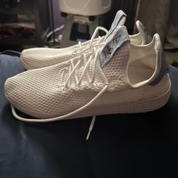 Adidas Pharrell Williams Hu Size 11