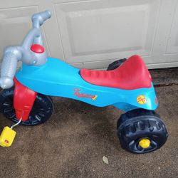 Thomas and Friends Tough Trike, Ride-On Toy Tricycle for Toddlers and Preschool Kids