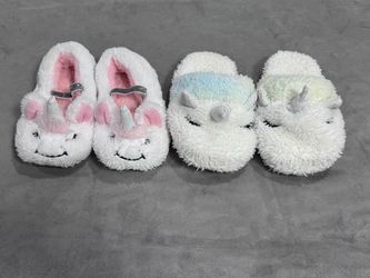 Girls Unicorn Slippers