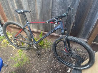 GIANT XL Bicycle