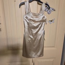 Beautiful dresses you deserve