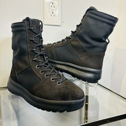 Yeezy Season 3 Military Boot Onyx Shade Size 43/10 Men