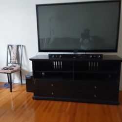Tv Stand/Tv