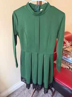 Women's Green Long Sleeve Lace Trim Knee-Length Dress- brand new, size- S/M