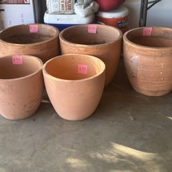 Big And Small Clay Pots 🪴