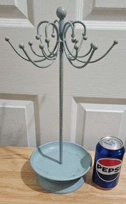 Metal Rotating Jewelry holder