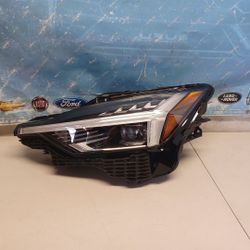 21 23 Polestar 2 LH Headlight FULL LED  OEM. 