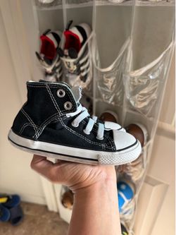 Toddler black converse size 9C