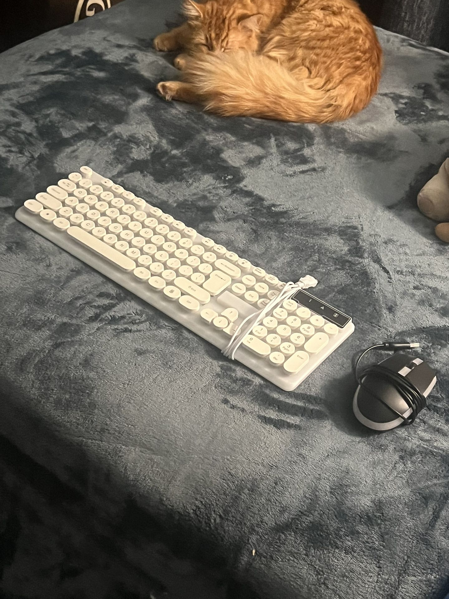 Unlocked Wired LED Gaming Keyboard & Mouse Set - White/Retro Style