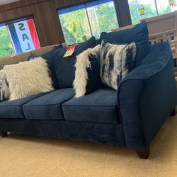 Brand new couch $650