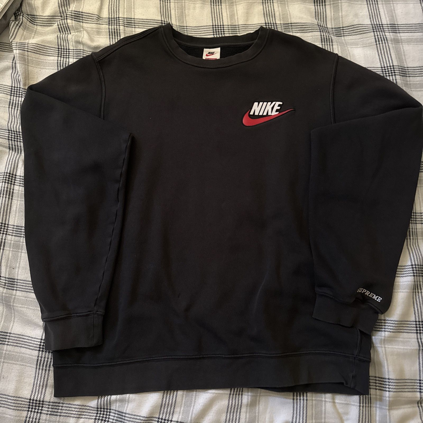Supreme Nike Crewneck Black Men's SIZE LARGE - FW18