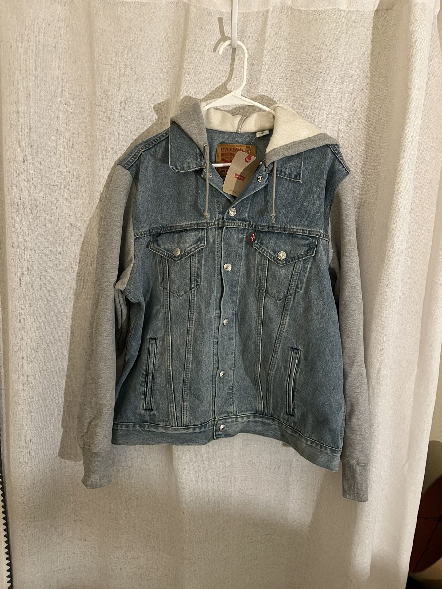 Levi’s jacket/hoodie