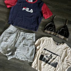 Junior/Women’s Clothing 