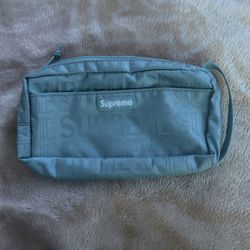 Supreme Pouch