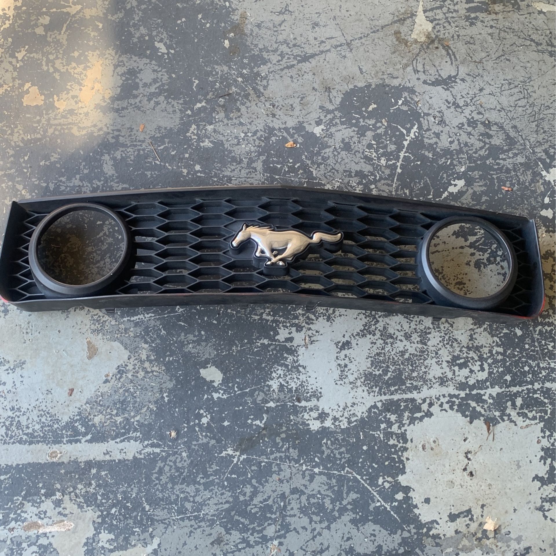 Mustang Grill