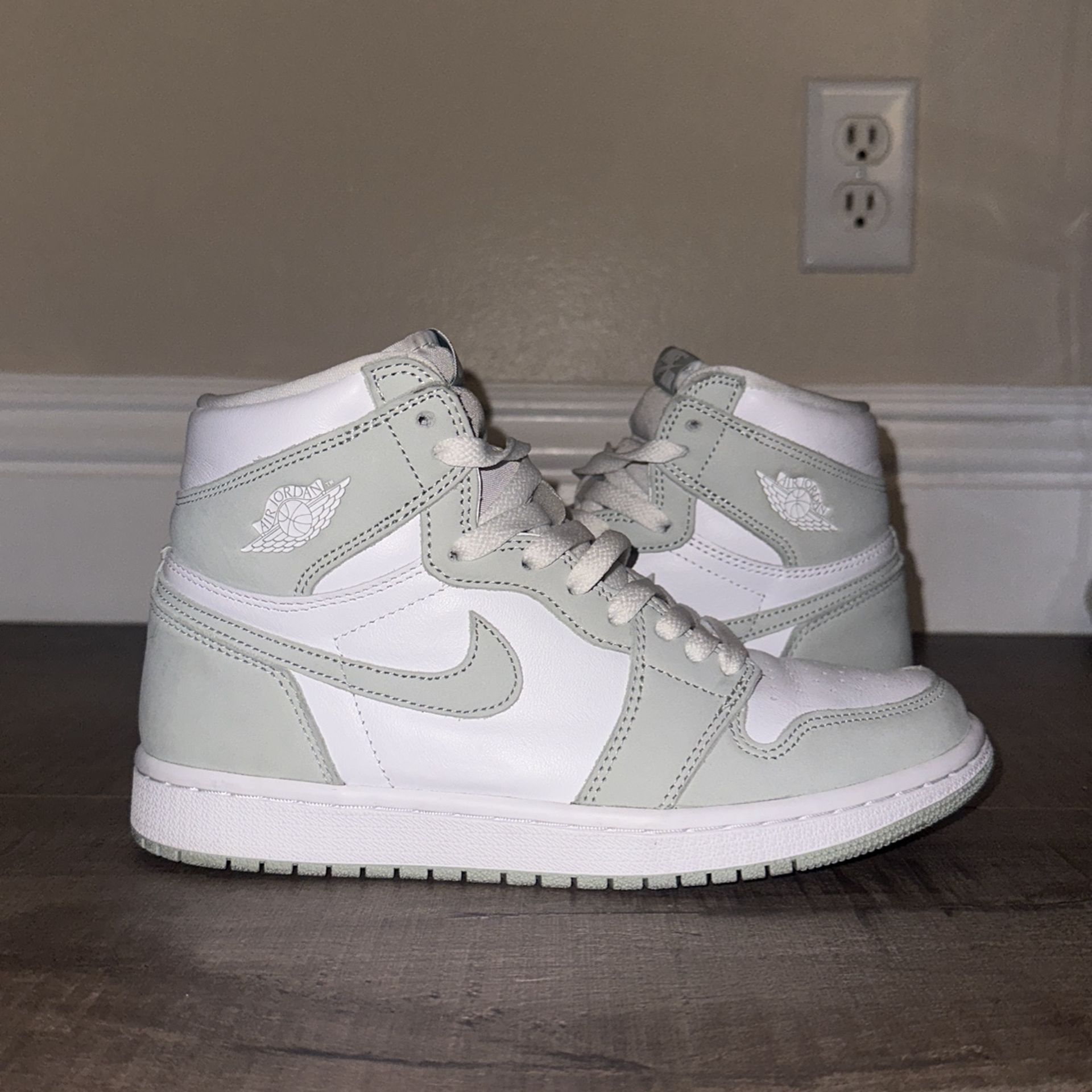 Nike Air Jordan Retro High OG Seaform 8W