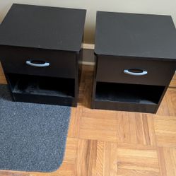 Set of 2 Black Nightstands – Great Condition