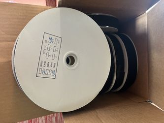 16 75’ Rolls Of 1.5” Velcro