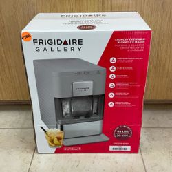 FRIGIDAIRE GALLERY CRUNCHY CHEWABLE NUGGET ICE MAKER.