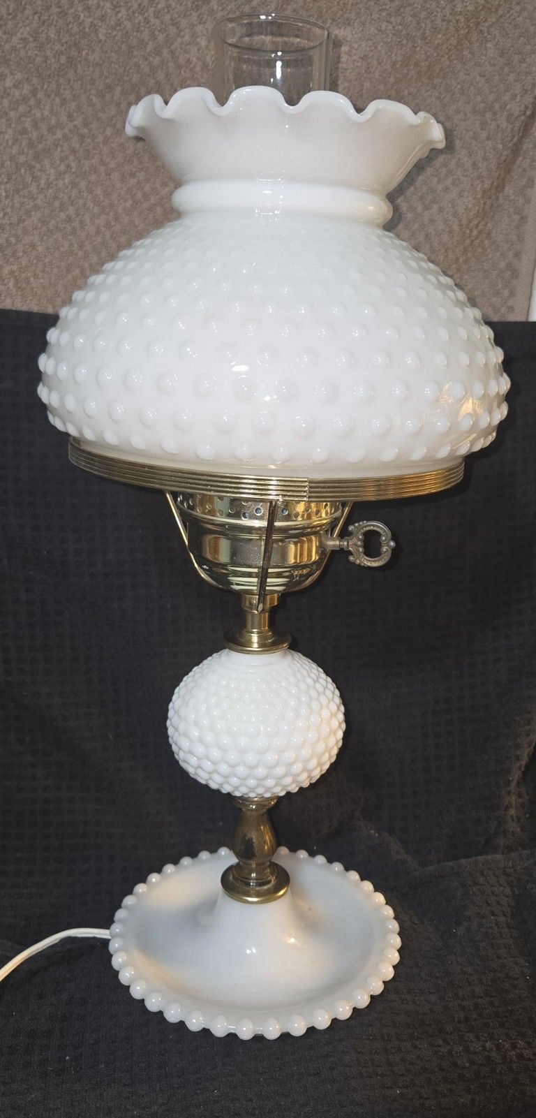 Vtg Milk Glasa Hobnail Hurricane Lamp