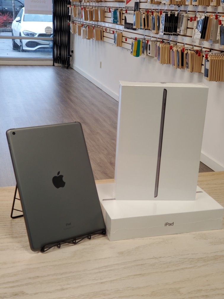Apple IPad 7th Gen - $1 Today and the rest later 🤗