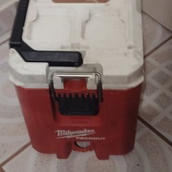 Milwaukee Ice Chest/Toolbox 