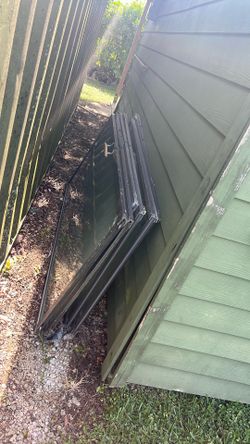 FREE 6-pcs old sliding glass doors