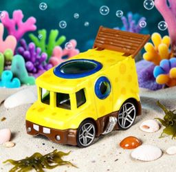 2012 Hot Wheels SpongeBob Squarepants Character Car Die-Cast 1:64 Nickelodeon. 
This toy is the Hot Wheels SpongeBob SquarePants Character Car. Produc
