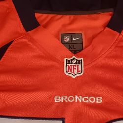 NFL Onfield Denver Broncos #58 Von Miller Jersey (NWT)