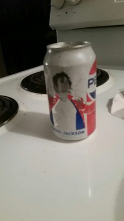 Michael Jackson Pepsi can