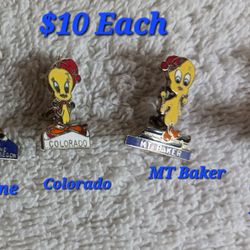 Vintage Tweety Ski Lodge Pins