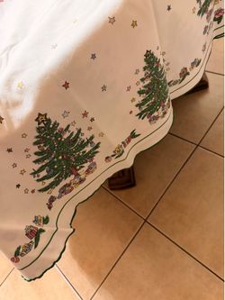 Vintage White Christmas Tablecloth