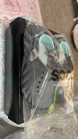 Echo sandstorm crocs