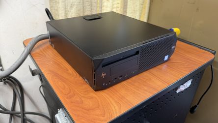 HP Z2 G4 Desktop: 32GB Ram, Nvme, Windows 11
