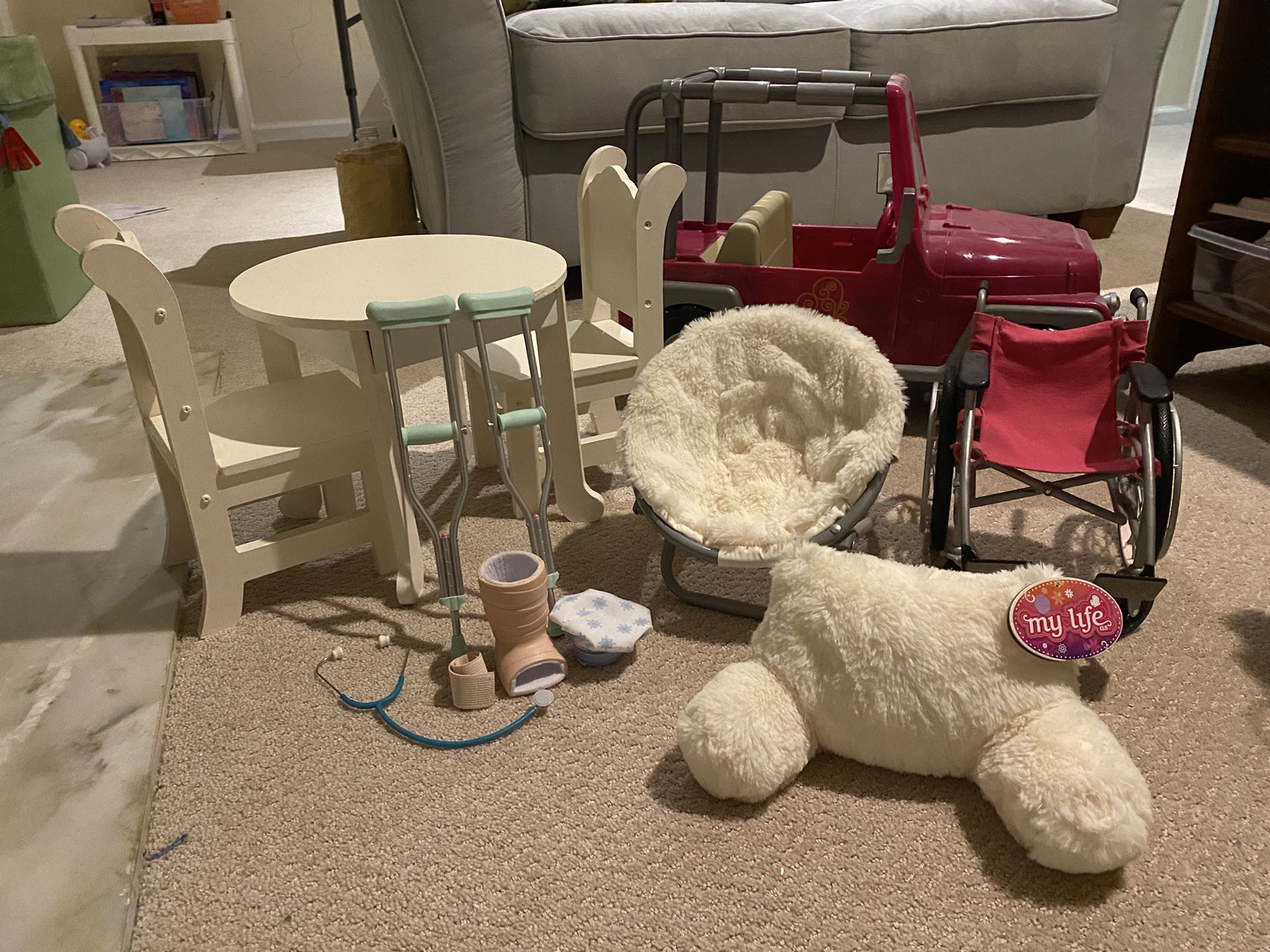 Doll Toys. Jeep, Lounge Pillow, Wheel Chair, Papa San And Doctor Accessories 