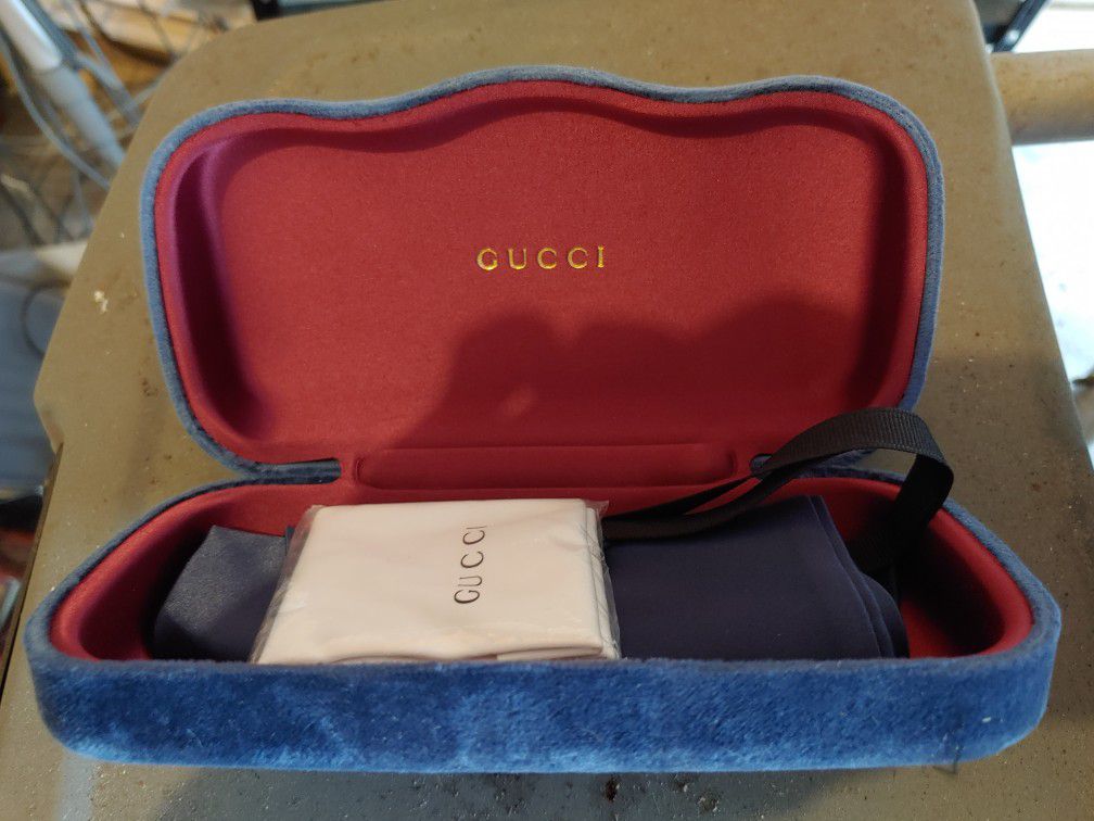 Gucci sunglass case