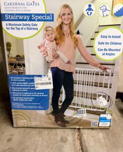NEW Cardinal Gates Stairway Special Baby/Pet Gate – Top of Stairs – White
