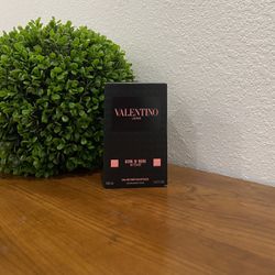 Valentino Oumo Born In Roma Intense