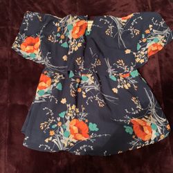 Monteau off shoulder Floral top