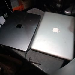 2 Mac Book Pro 