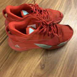 Nike Giannis Boys Basketball Shoes 