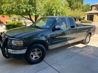 Ford F-150 Extended Cab Pickup Truck