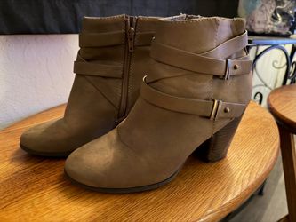 Woman’s shoes