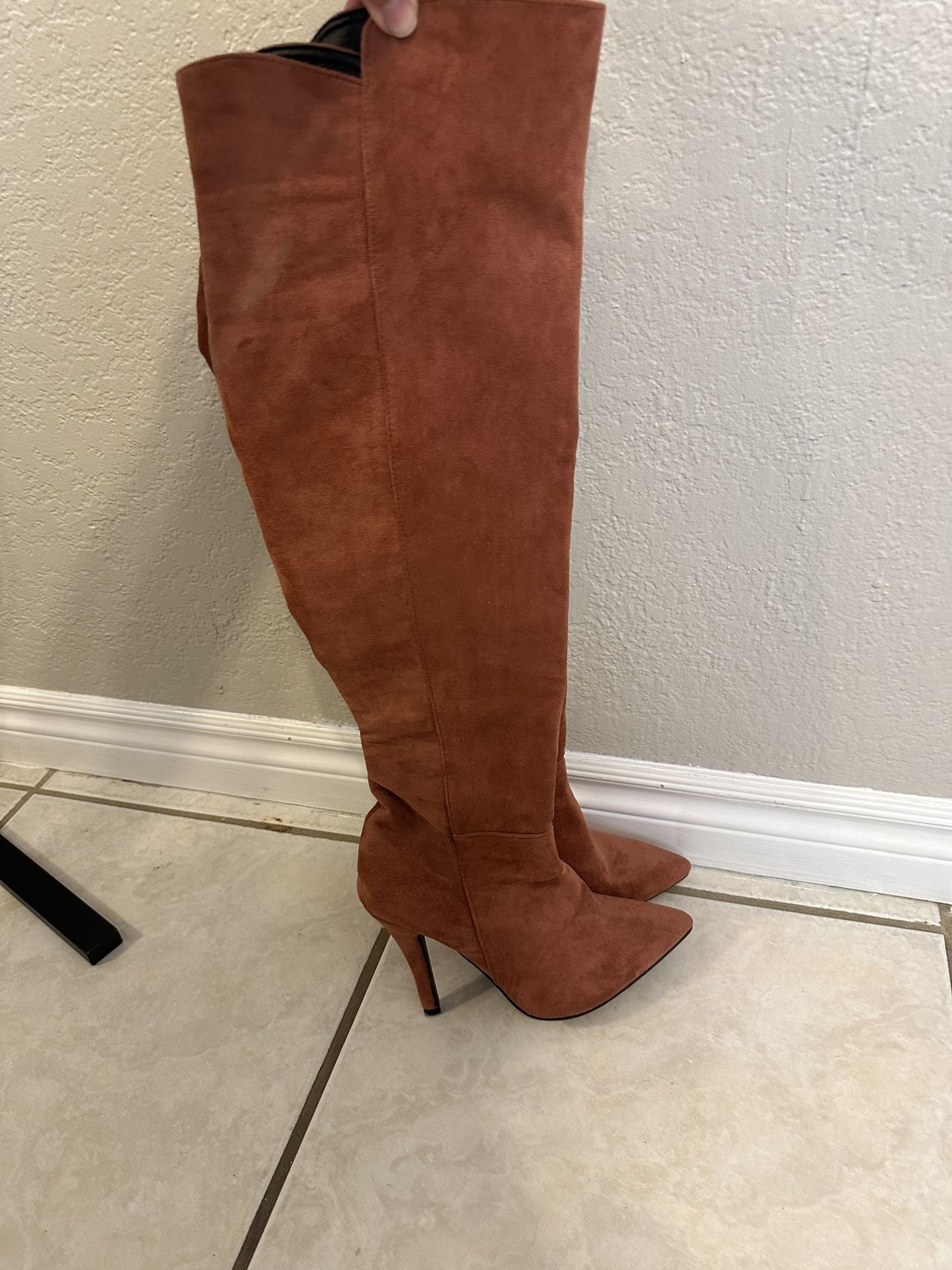 Rusted Brown Thigh High Suede Boots $10 OBO
